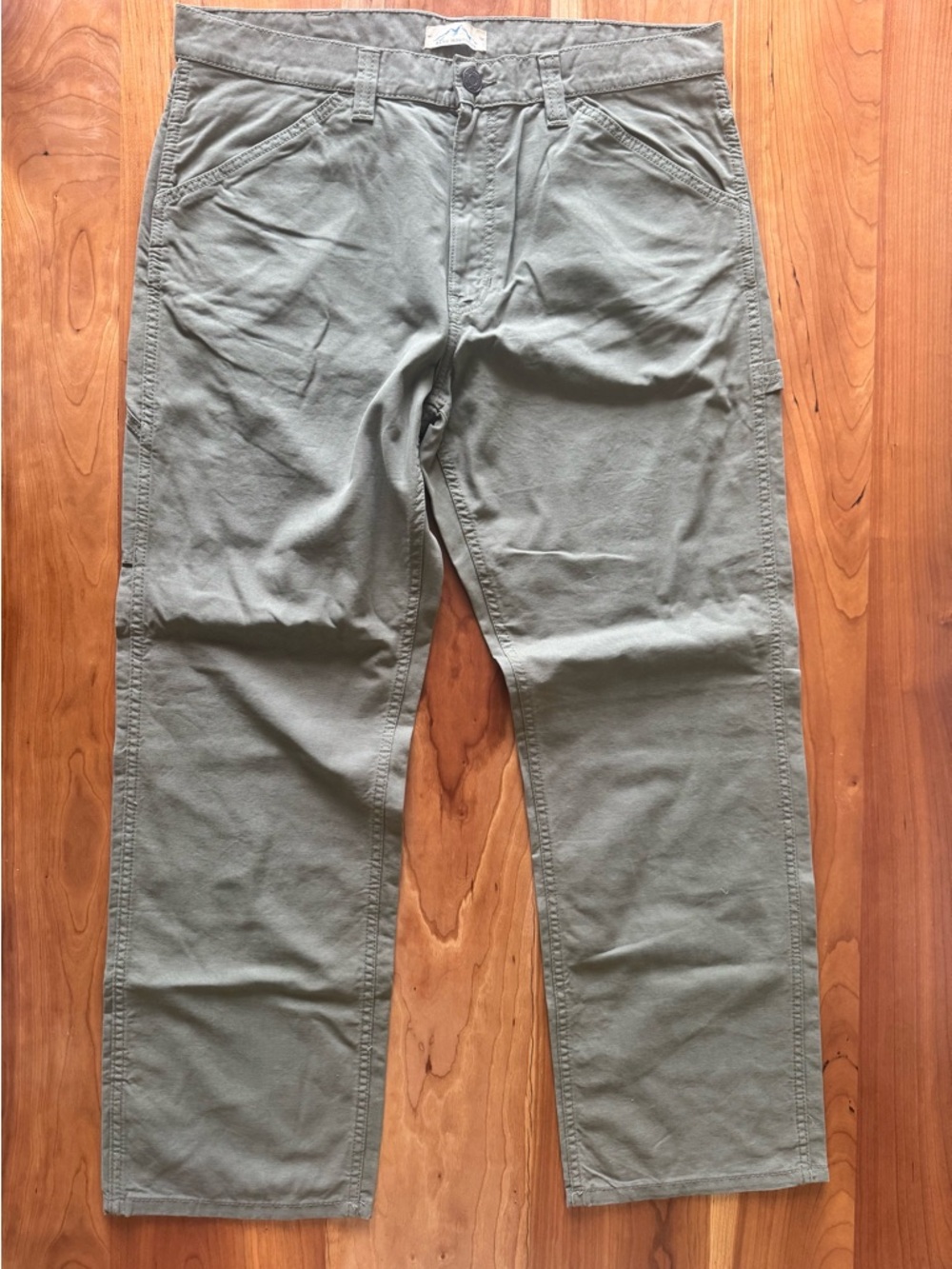 Men’s Cargo Pants NWOT